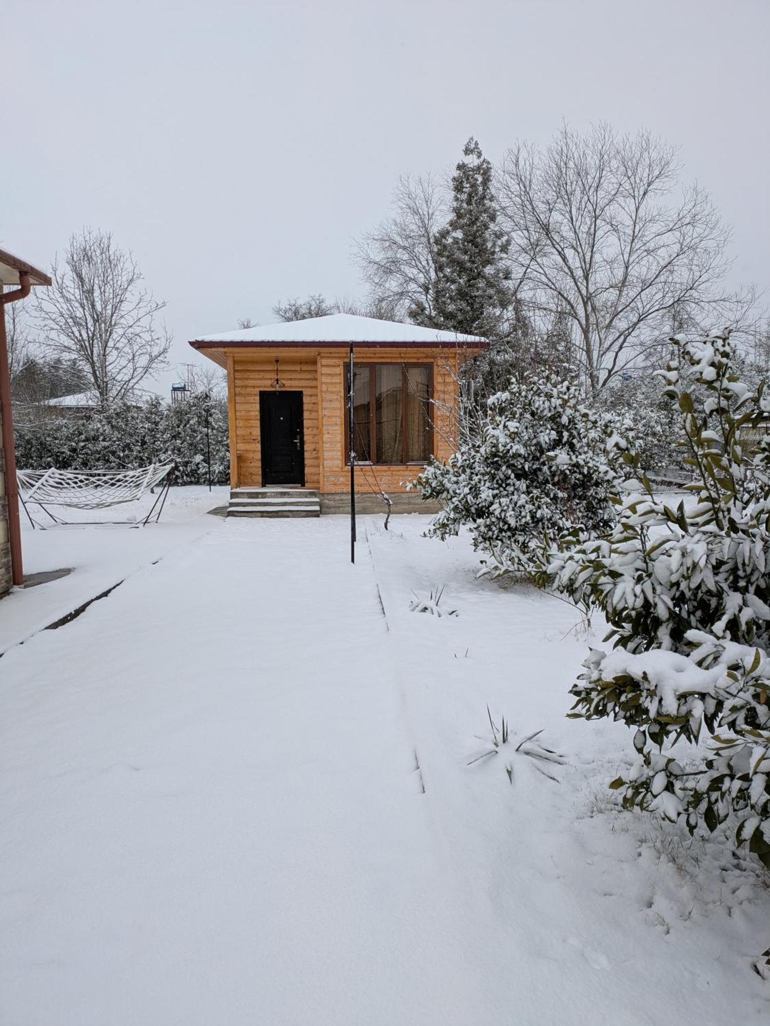 Cosy Kvara77 Зугдіді Екстер'єр фото
